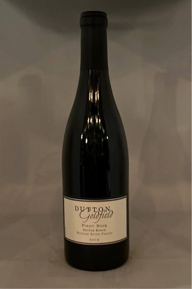 Dutton Goldfield Russian River Valley Pinot Noir 2021, Napa California