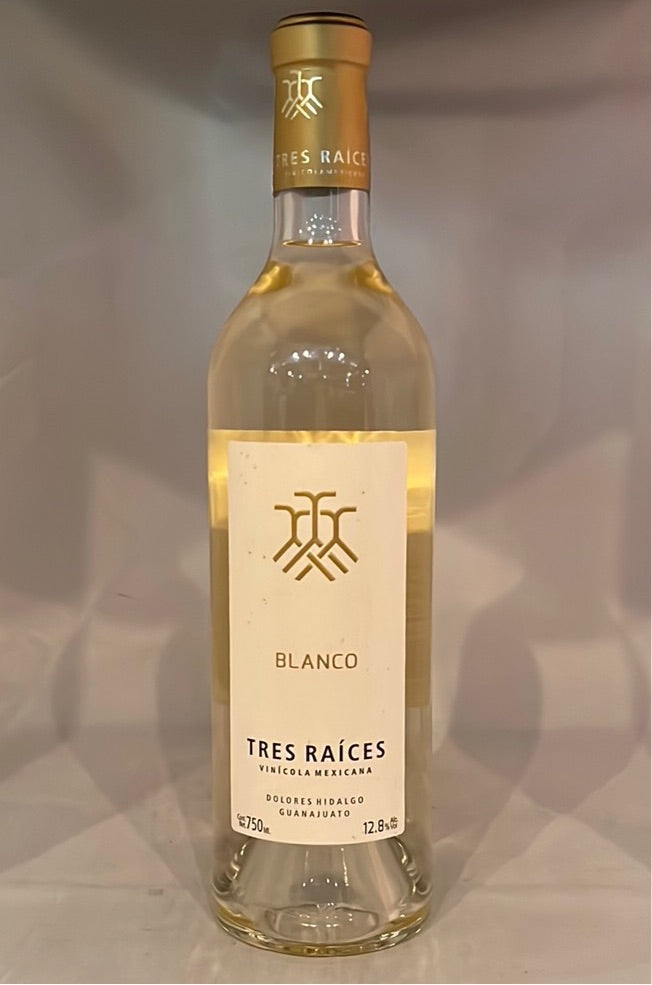 Tres Raices Sauvignon Blanc 2021, Mexico Sauer Grapes
