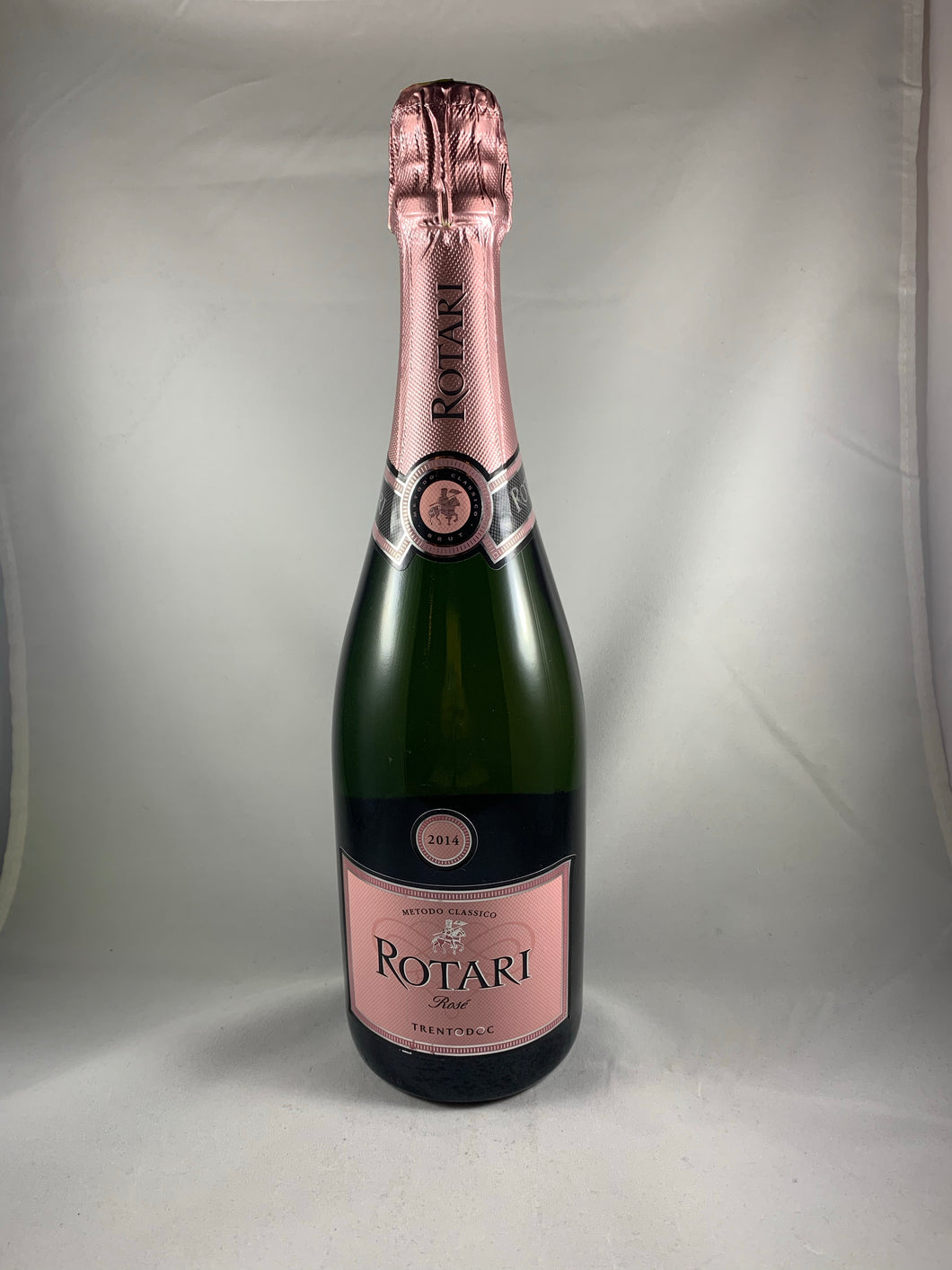 Metodo Classico Rotari Rose Trentodoc 2014, Italy